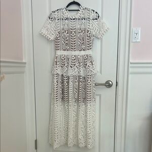 Elegant White Lace Dress- Self Portrait- new without tags